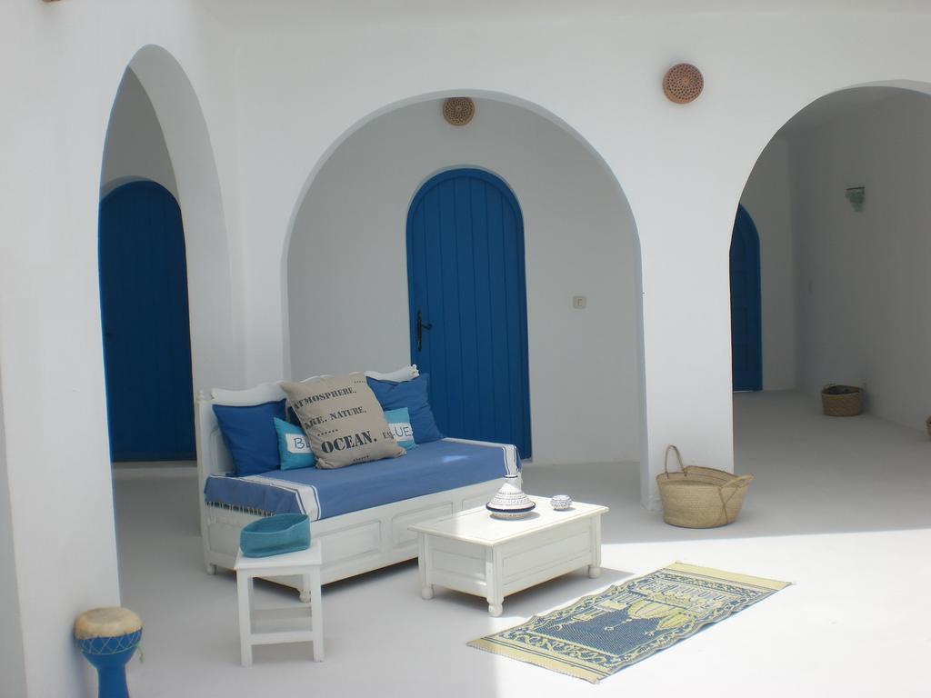 לינה וארוחת בוקר Mezrane Dar Chick Yahia Ile De Djerba מראה חיצוני תמונה