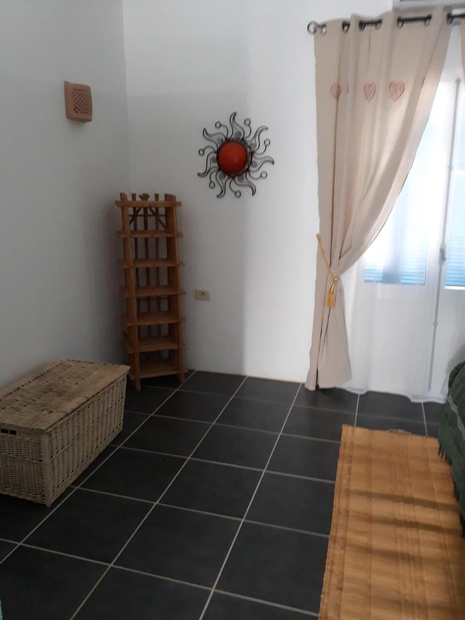 לינה וארוחת בוקר Mezrane Dar Chick Yahia Ile De Djerba מראה חיצוני תמונה