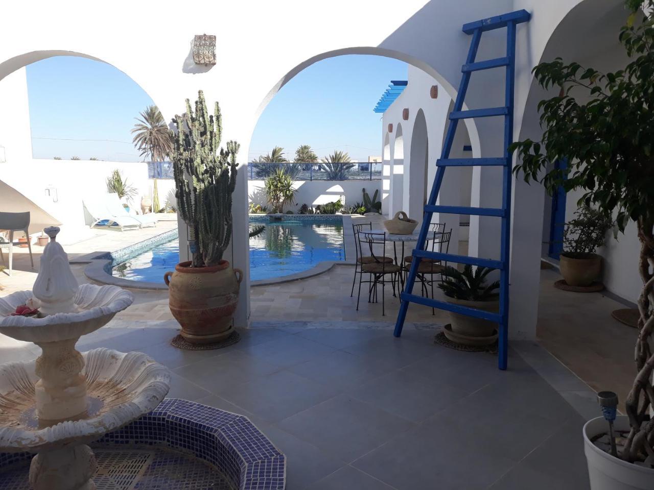 לינה וארוחת בוקר Mezrane Dar Chick Yahia Ile De Djerba מראה חיצוני תמונה